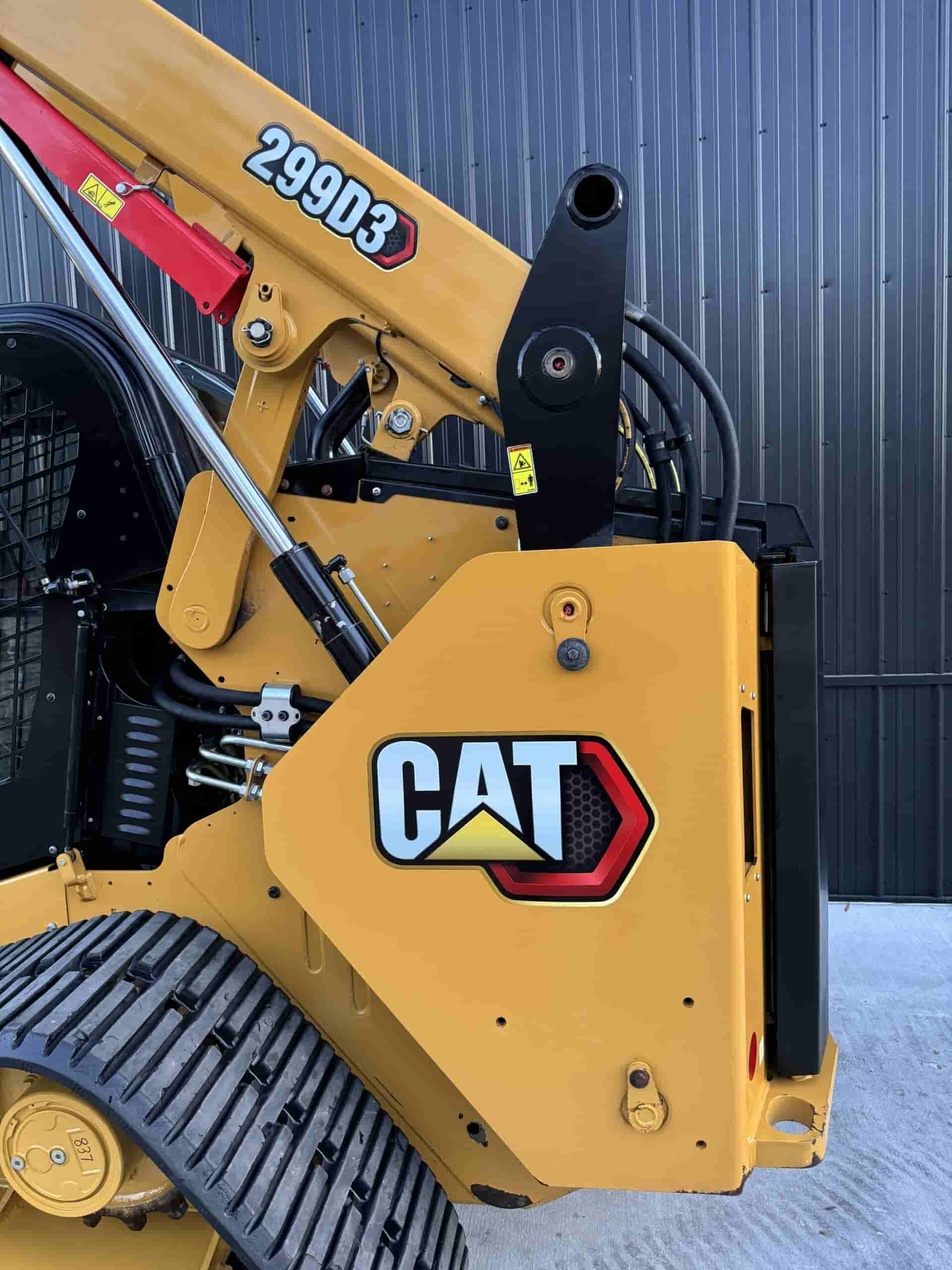 2022 CAT 299D3 HIGH FLOW
